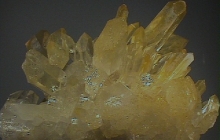 Đá Thạch Anh nhân tạo